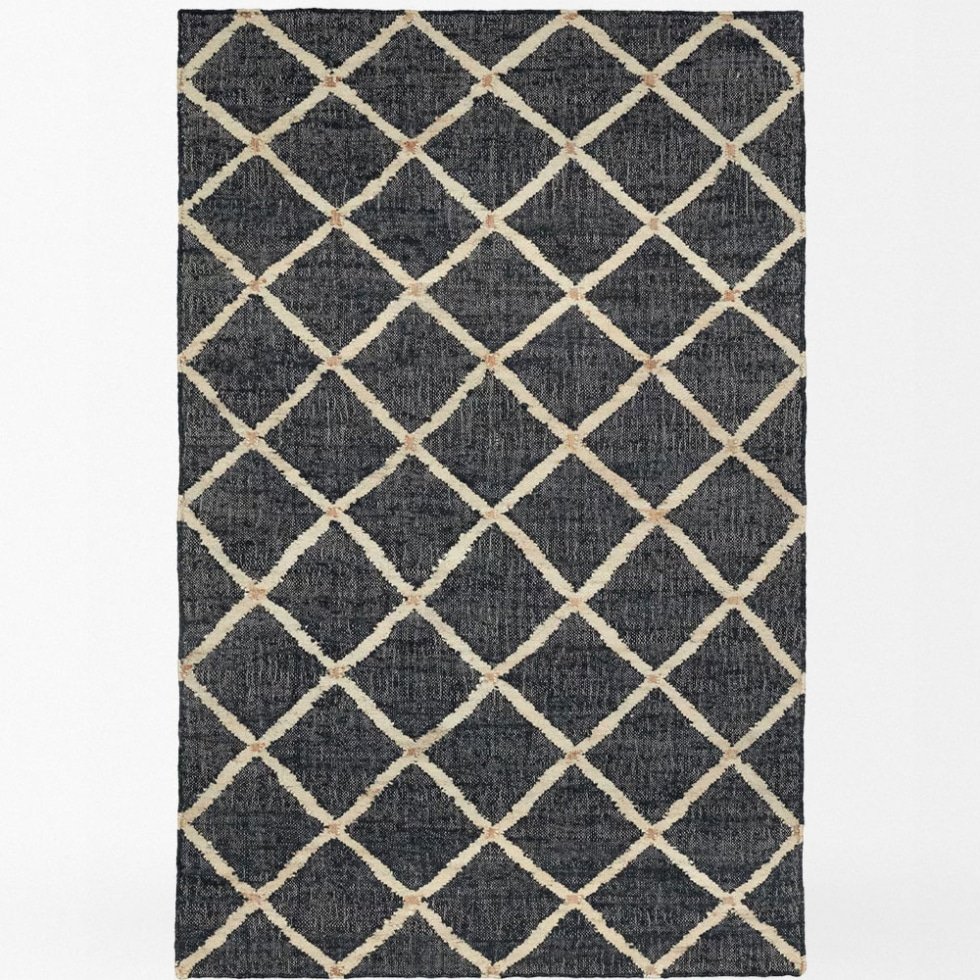 Dywan kilim w czarno-białe romby