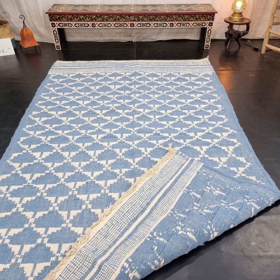 Dywan marokański kilim w niebieskie romby
