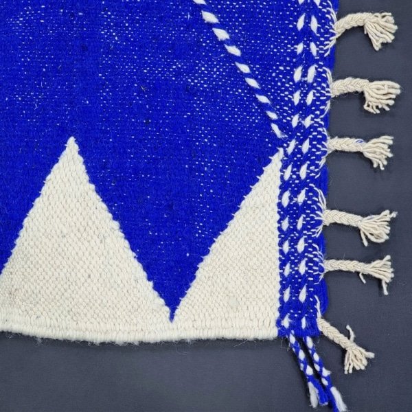 Niebieski marokański dywan kilim