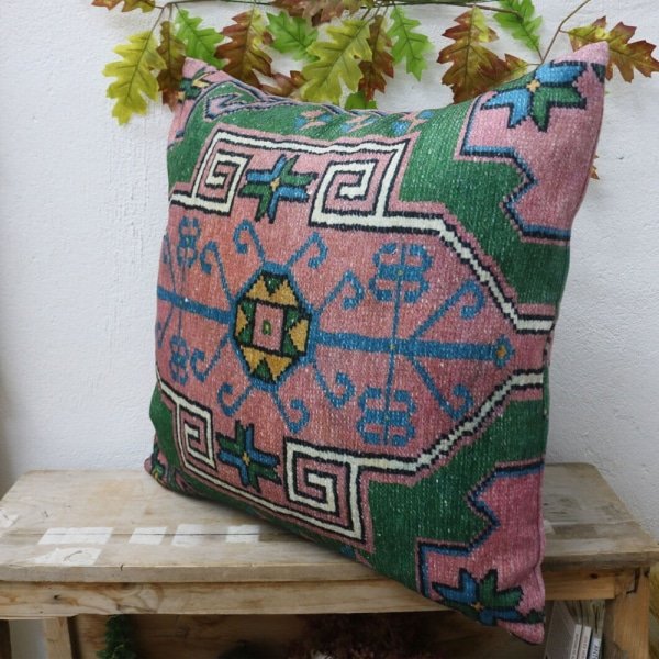 Zielona poduszka kilim