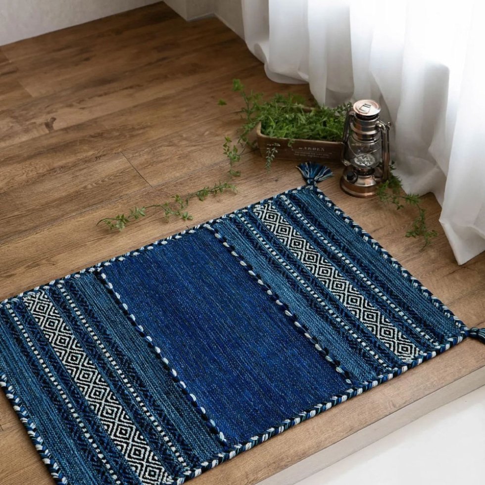 Granatowy indyjski dywan kilim