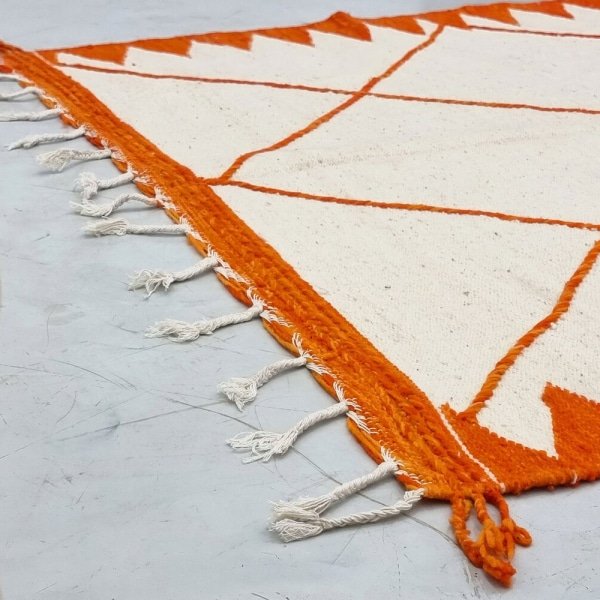 Pomarańczowo-biały dywan Berber Kilim