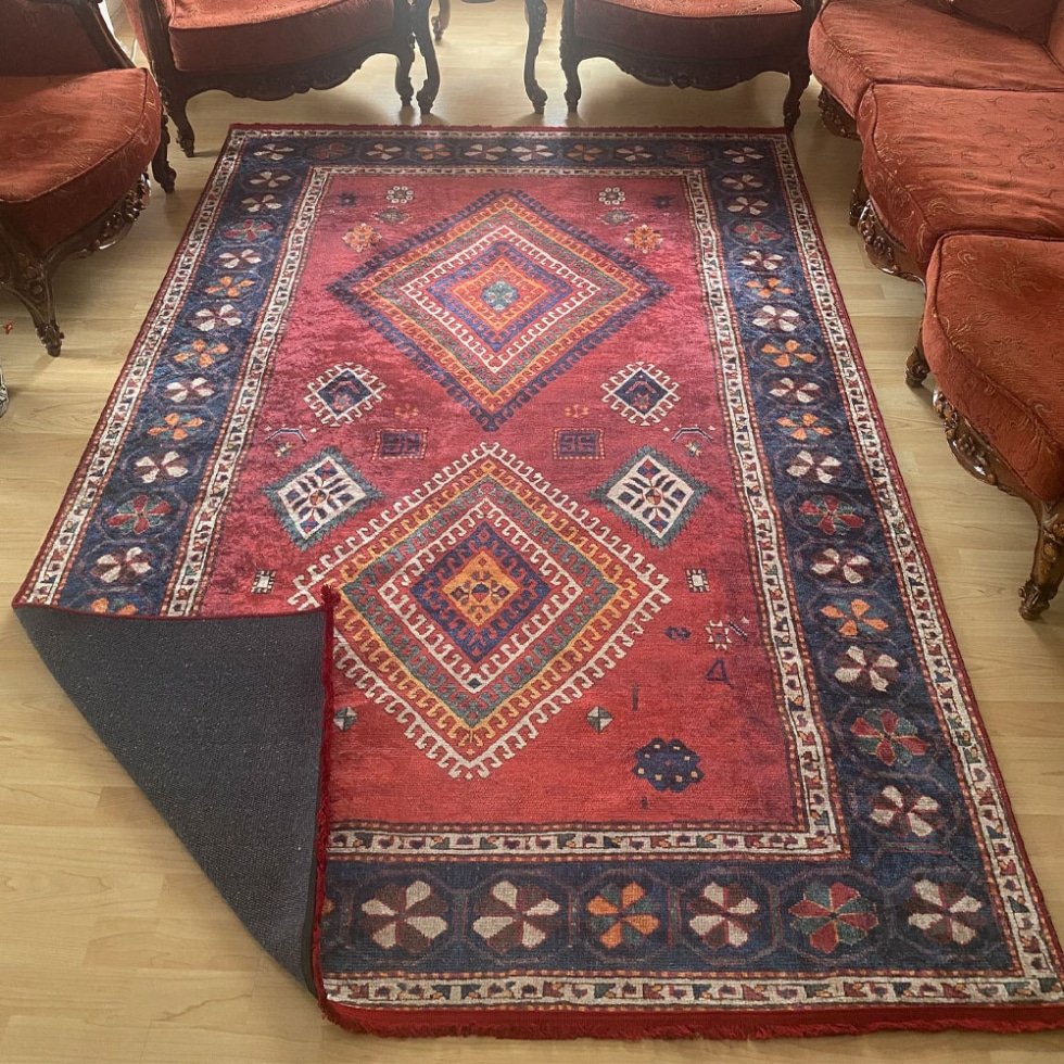 Czerwony dywan Aubusson w stylu kilim z możliwością prania
