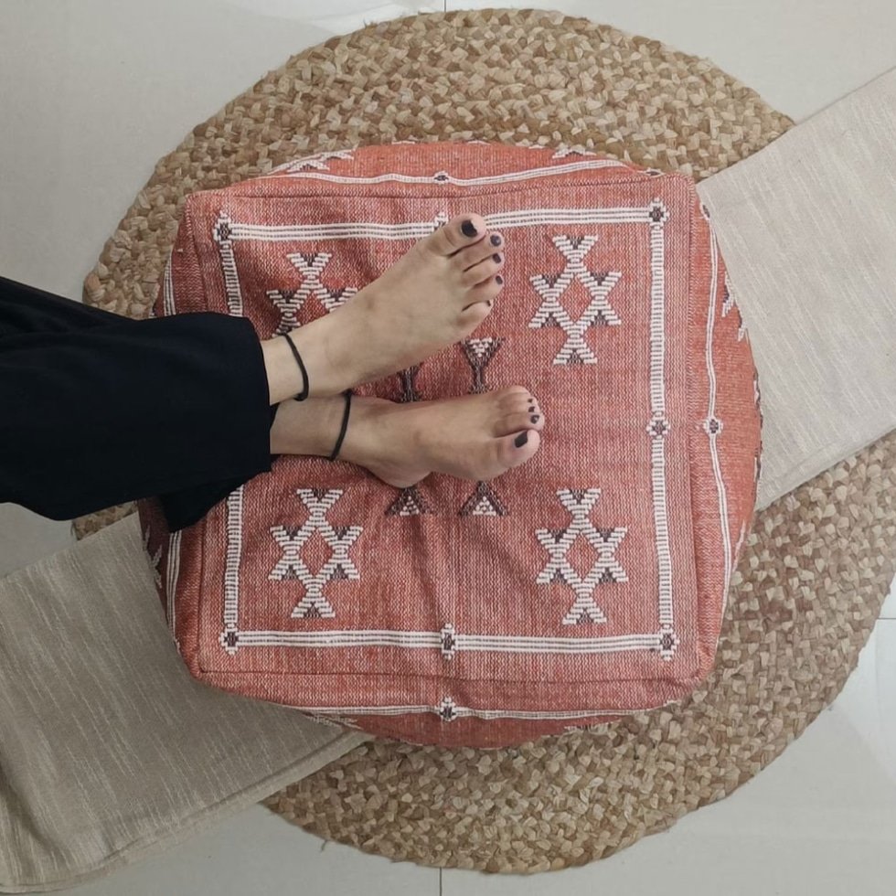Czerwona marokańska pufa Kilim
