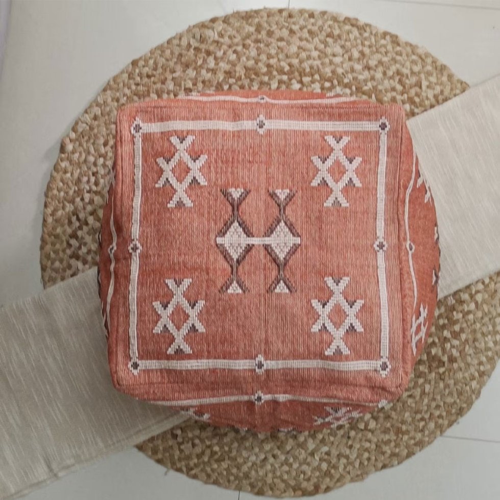 Czerwona marokańska pufa Kilim