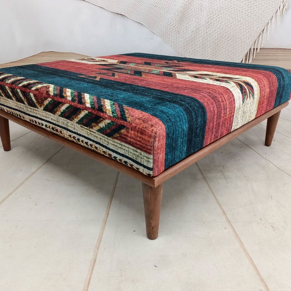 Turecki stolik kawowy kilim z nadrukiem